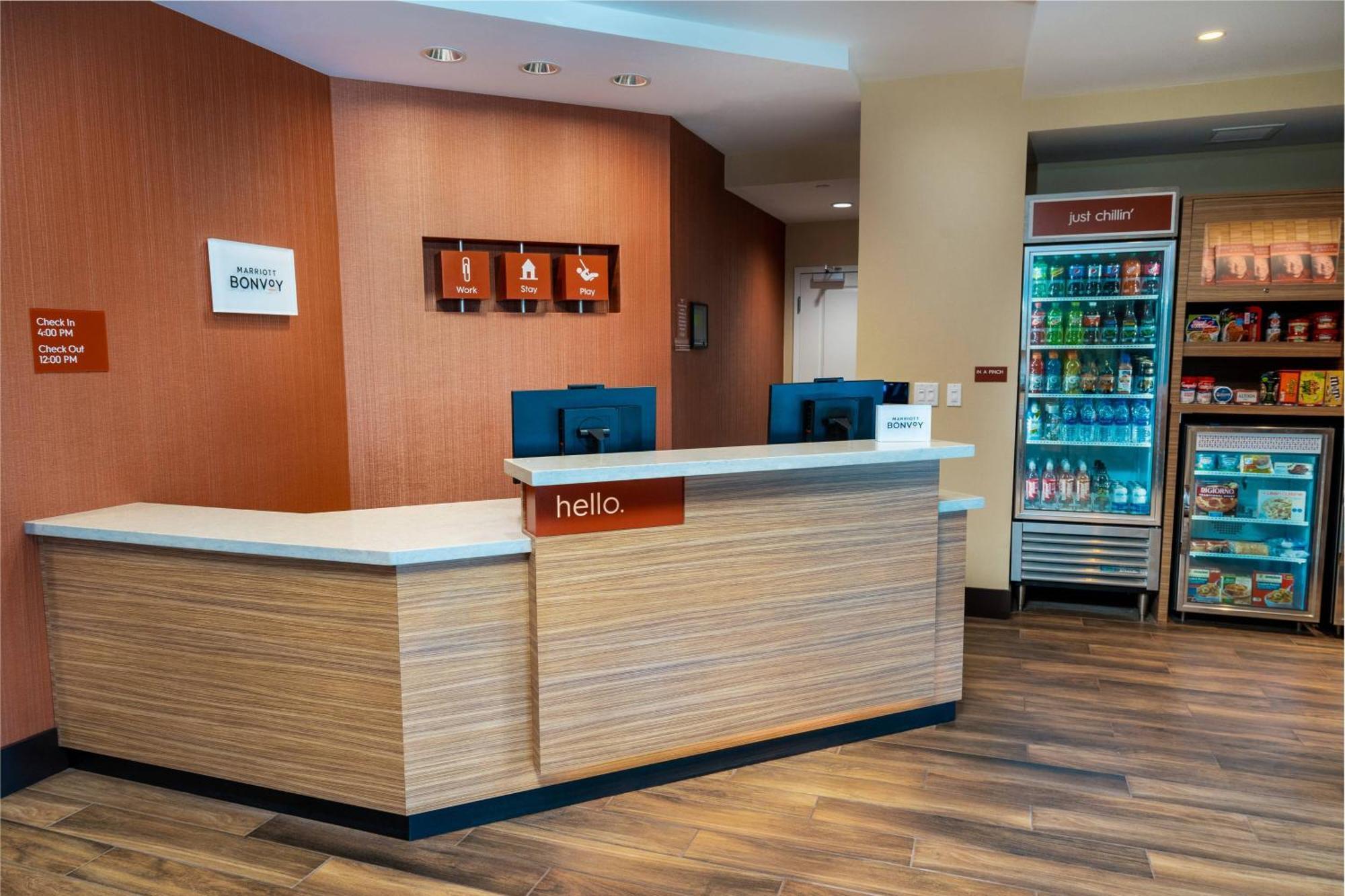 Towneplace Suites Irvine Лейк-Форест Экстерьер фото