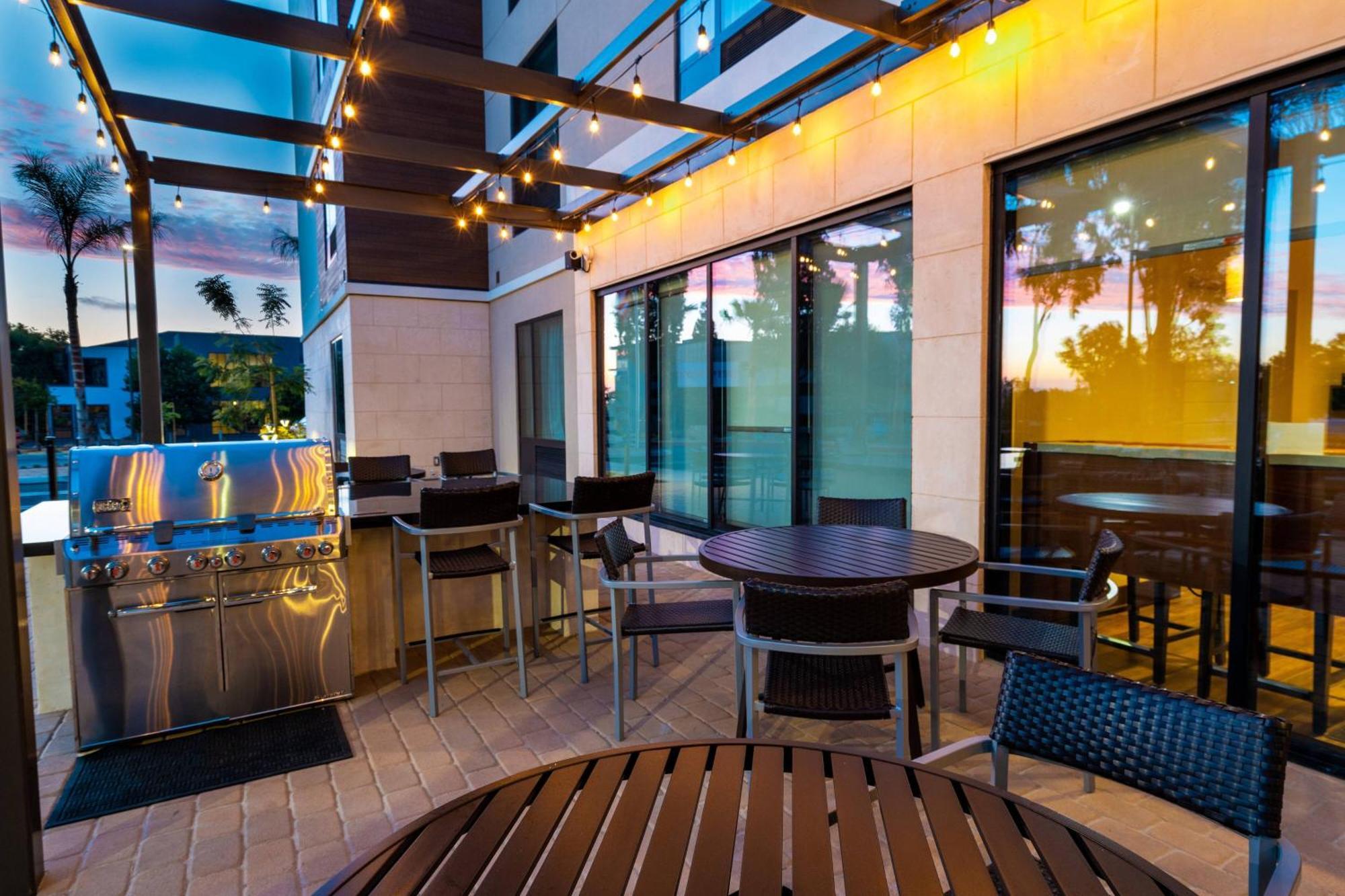 Towneplace Suites Irvine Лейк-Форест Экстерьер фото