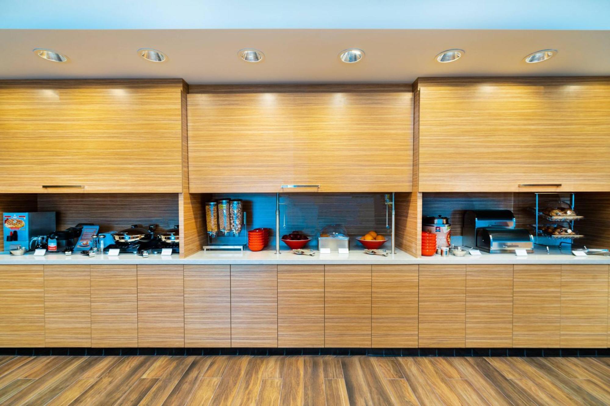Towneplace Suites Irvine Лейк-Форест Экстерьер фото