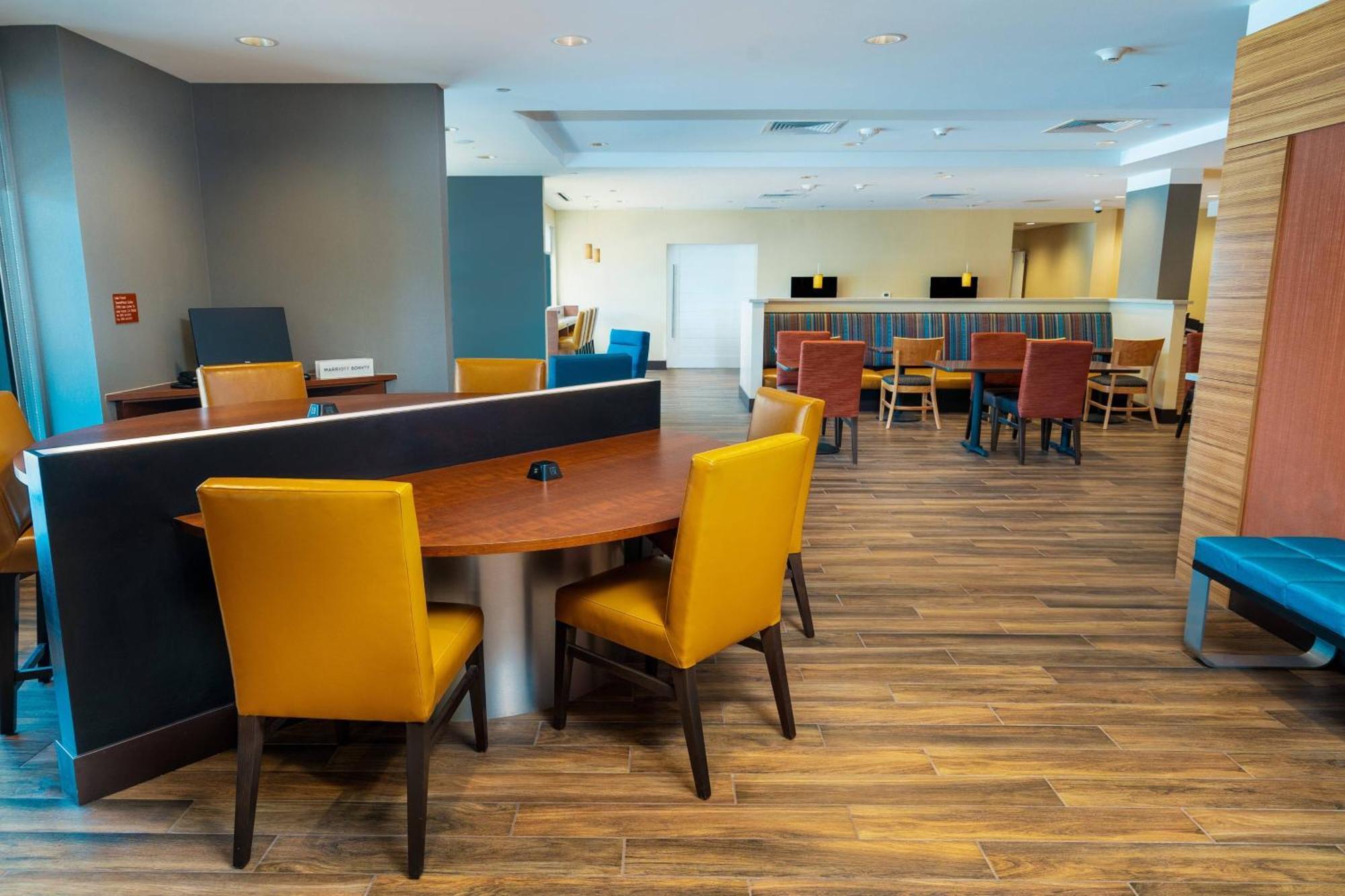 Towneplace Suites Irvine Лейк-Форест Экстерьер фото